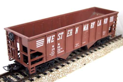 ATHEARN HO: WM American 2Bay Hopper with Operating Unload Hatches in Good used & unboxed condition