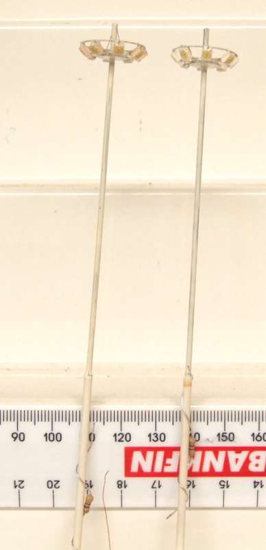 ACC HO: On Auction is this 2pc 6 LED Floodlights in Good Incomplete Working condition.