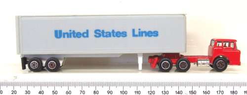YATMING HO: Horse + Trailer  Truck  in Good used & un-boxed condition (China)