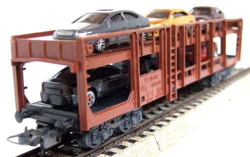 LIMA HO: This FS Vintage Auto Transporter with 6 Car Load is in Fair, Used condition (Italy)