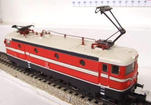 SPECIAL MARKLIN HO: 3041 Austria Series 1043.01 ÖBB in Like New un-boxed condition (Germany)