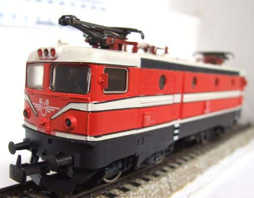 SPECIAL MARKLIN HO: 3041 Austria Series 1043.01 ÖBB in Like New un-boxed condition (Germany)