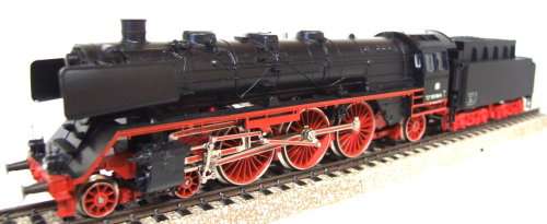 MARKLIN HO: 3rail AC 3085 DB Steam Loco 003 160-9 Era III in Like New un-boxed condition (Germany)
