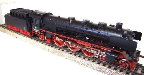 MARKLIN HO: 3rail AC 3085 DB Steam Loco 003 160-9 Era III in Like New un-boxed condition (Germany)