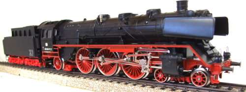 MARKLIN HO: 3rail AC 3085 DB Steam Loco 003 160-9 Era III in Like New un-boxed condition (Germany)