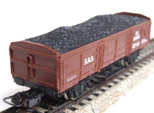 LIMA HO: SAR ES Coal Carrier with Load in Good used un-boxed condition (Italy)