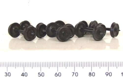 ACCESSORIES HO: On Auction is this 7pc Athearn Type Metal DC Wheelsets in Like New condition.