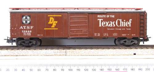 MARKLIN HO: Vintage 3-rail AC All Metal ATSF Box Car in Fair used condition(Germany)