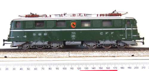 MARKLIN HO: Vintage All Metal SBB Electric Loco in Fair Used un-boxed condition (Germany)