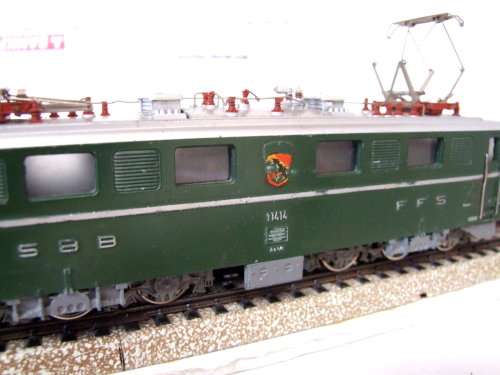 MARKLIN HO: Vintage All Metal SBB Electric Loco in Fair Used un-boxed condition (Germany)