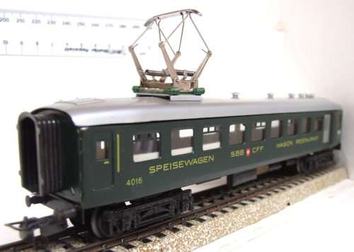 MARKLIN HO: Vintage 3Rail AC Tinplate SBB Restaurant Car in Almost New boxed condition (Germany)