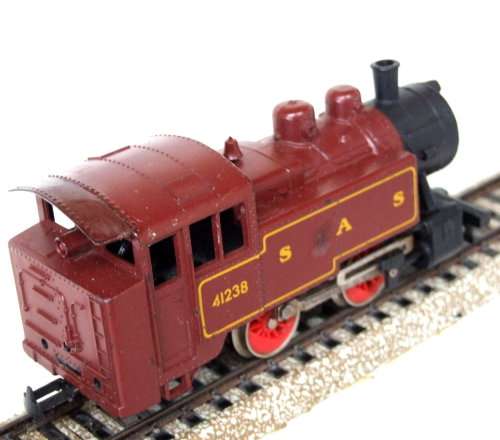 LIMA HO: Vintage SAR 0-6-0 Steam Loco in Fair Operating, Used Condition  (Italy)