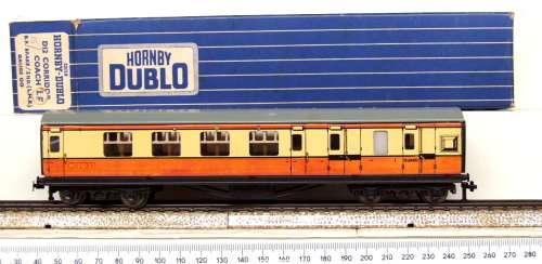 HORNBY DUBLO OO: Vintage English Passenger/Guards Coach in Fair boxed used condition(England)