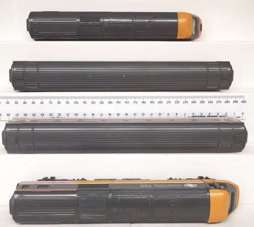 HORNBY OO:  INTER CITY 125 Passenger Train Set in Fair Un-boxed condition (England)