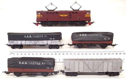 LIMA  HO: SAR E919 Electric Freight Train Set (10 2613) in Very Good boxed condition (Italy)