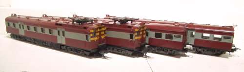LIMA  HO: SAR Suburban Train Set (149746GP) in Very Good boxed condition (Italy)