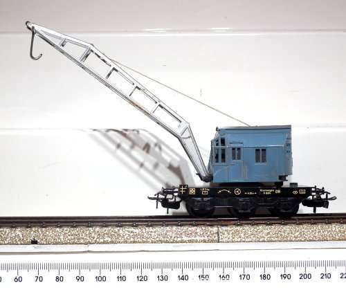 MARKLIN HO: Vintage DC All Metal DB Recovery Crane in Fair used condition(Germany)