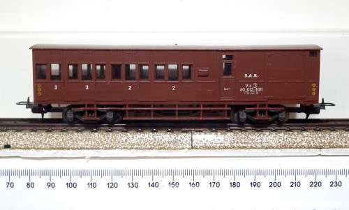LIMA HO:  Vintage V8 Conductor Van in Fair Un- Boxed condition(Italy)