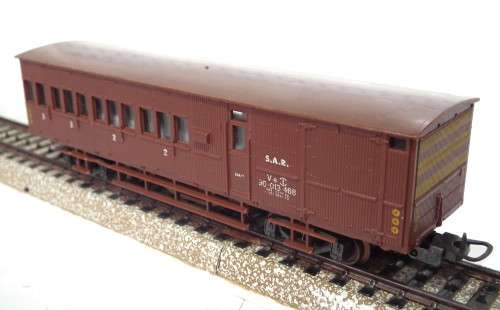 LIMA HO:  Vintage V8 Conductor Van in Fair Un- Boxed condition(Italy)