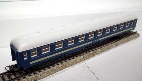 LIMA HO:  SAR `Blue Train` Passenger Coach in Fair Un-Boxed condition(Italy)