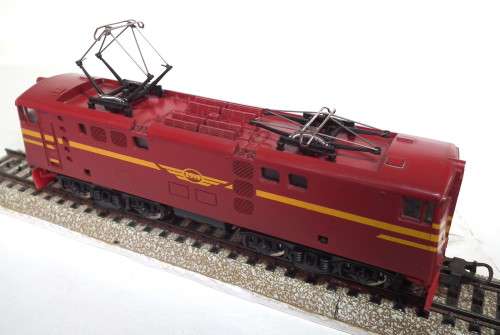 LIMA HO:  Red SAR `Suburban`  E5 Locomotive in Good un-boxed Operating condition.(Italy)