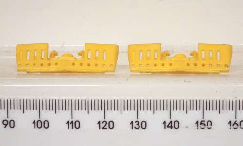 LIMA HO: SAR E5 `Blue Train` Locomotive cowcatchers in Good un-boxed condition for Parts.(Italy)