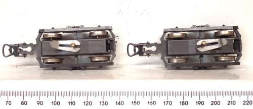 LIMA HO: Complete SAR E5 Dummy Locomotive Bogeys in Good un-boxed condition for Parts.(Italy)