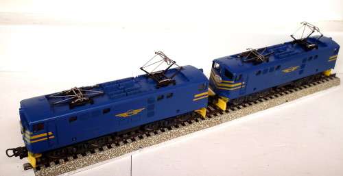 LIMA HO: SAR E5 `Blue Train` Electric Loco Set in Good Un-boxed Condition (Italy)