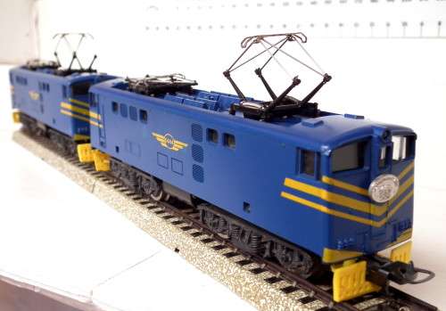 LIMA HO: SAR E5 `Blue Train` Electric Loco Set in Good Un-boxed Condition (Italy)