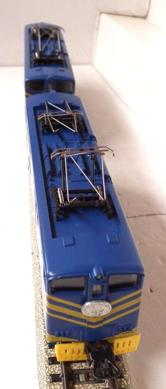 LIMA HO: SAR E5 `Blue Train` Electric Loco Set in Good Un-boxed Condition (Italy)