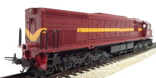 LIMA HO: Original SAR Class 34 Diesel Loco Running Number 228 in Good Used Un-boxed condition(Italy)