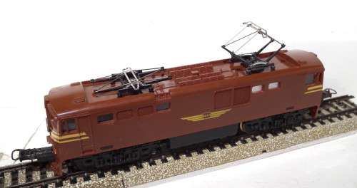 LIFE LIKE HO: RARE SAR E6 Brown Electric Loco in Good un-boxed condition (HKong)