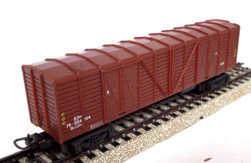 LIMA HO:  Brown SAR OZ Wagon in Good un-boxed condition (Italy)