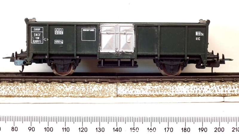 LIMA HO: SNCF Coal Wagon in Good Used Boxed condition (Italy)