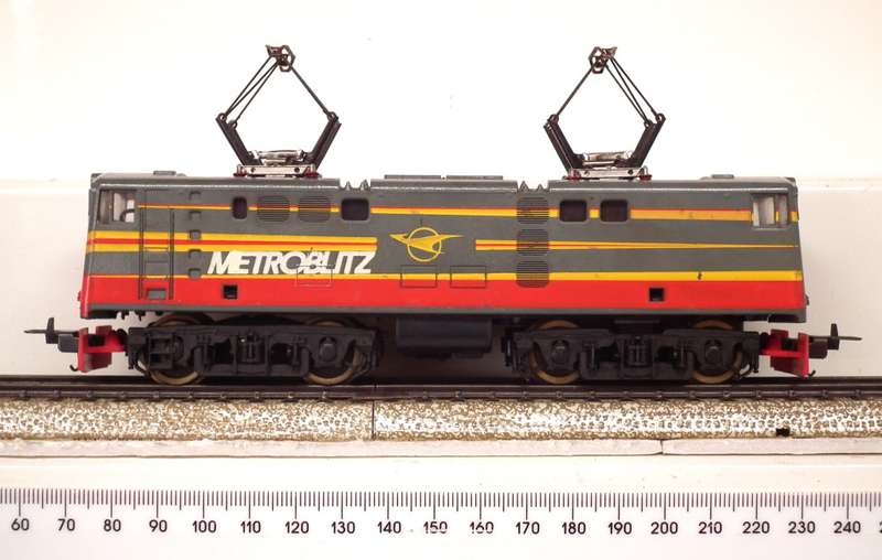 LIMA HO: RARE `METROBLITZ` E5 Locomotive in Good Un-boxed Operating condition.(Italy)