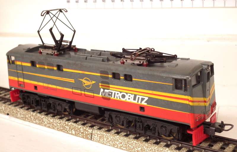 LIMA HO: RARE `METROBLITZ` E5 Locomotive in Good Un-boxed Operating condition.(Italy)
