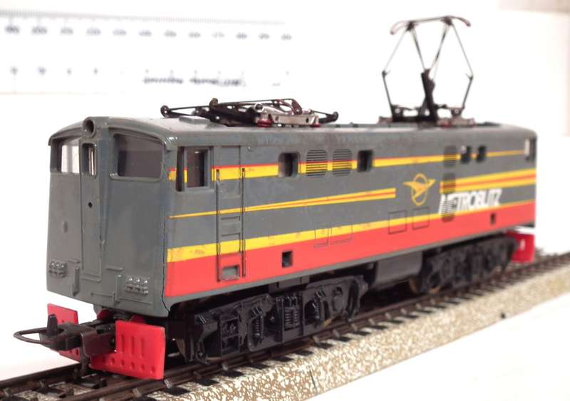 LIMA HO: RARE `METROBLITZ` E5 Locomotive in Good Un-boxed Operating condition.(Italy)
