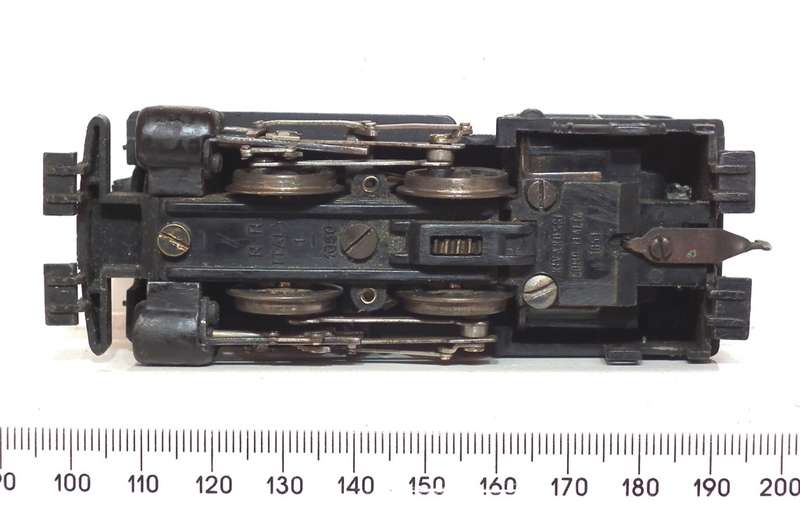 RIVAROSSI HO: Unmarked 0-4-0 Dock Locomotive in Fair Un-boxed Condition(Italy)