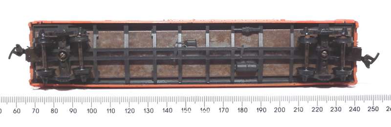 ATHEARN HO/OO: N.R.I.X.  60`Reefer in Good un-boxed condition (USA)