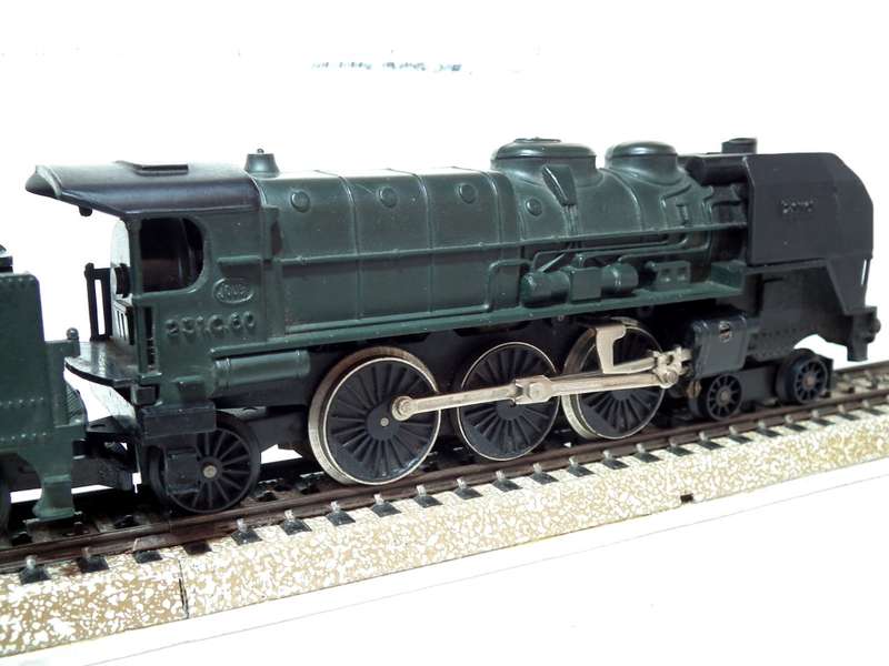 JOUEF HO: Vintage SNCF Passenger Steam Train Set in Good, Used and Un-boxed condition(France)