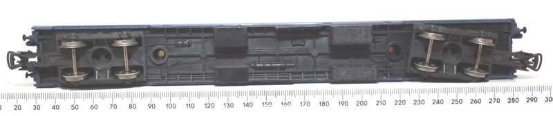 LIMA HO: SAR Blue Train Composite Coach in Fair unboxed used condition (Italy)