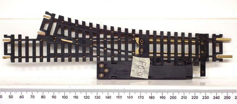 ATLAS HO/OO:  Left Hand Manual Brass Point in Fair Used and Un-Boxed Condition.(USA)