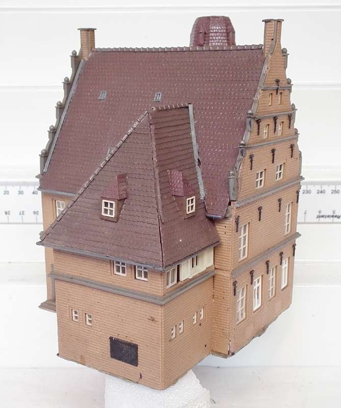 SCENERY HO: Vintage European Multi Story City Building in Fair Used Condition.