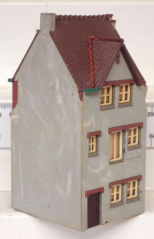 SCENERY HO: Vintage European Multi Story Apartment Building with Shop in Fair Used Condition.