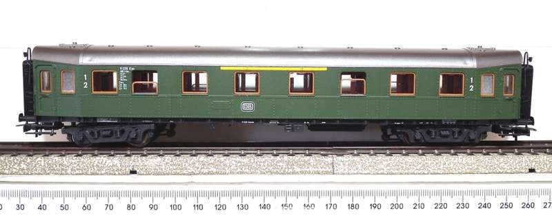 ROCO HO: Highly Detailed DB Passenger Coach(4290S) in Like New Boxed condition (Austria)