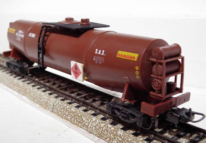 LIMA HO: SAR FDX Petrol Tanker Wagon in Fair Un-Boxed, Used Condition (Italy)