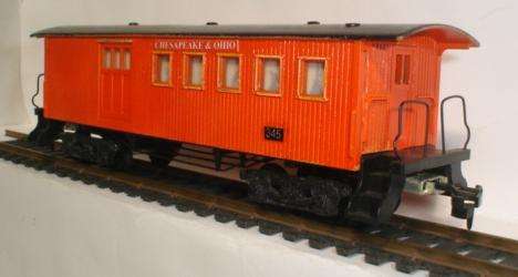 MANTUA/TYCO HO: Restored Old Timer Chesapeake & Ohio freight/passenger car.