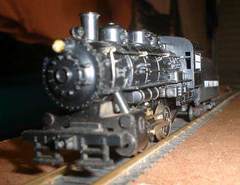 LIMA HO: New York Central; 0-4-0 Steam locomotive& tender in good  condition. No box (made in Italy)