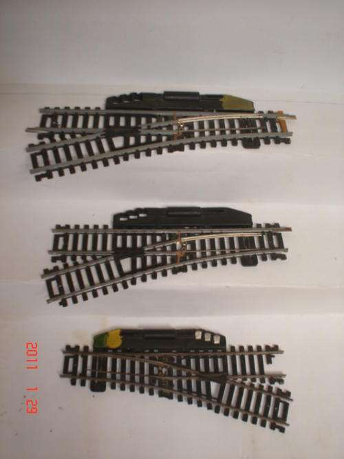 LIMA HO: 2 x LH. Manual points & 1 x RH  Electric point.
