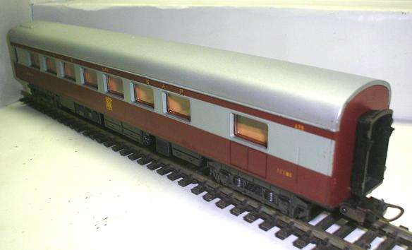 LIMA HO: "Trans Karoo" Dining Car (SABIE) in a good condition. Not boxed. (Made in Italy)